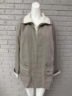 Big Chill Women’s Full Zip Front Long Sleeve Jacket Size M
